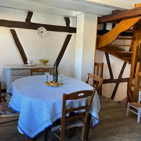 Holiday home Gite Le Hissala